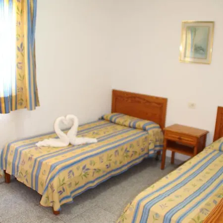 Aparthotel Rt-apartamentos Sol Y Paz